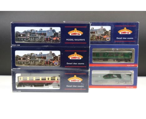 Three boxed Bachmann OO gauge locomotives to include 32156 N Class 31844 BR Lined Black E/Emblem weathered, 32164 N Class 314