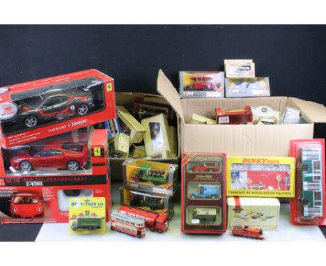 64 Boxed diecast models to include many various Matchbox Models of Yesteryear, Lledo etc plus a boxed Silverlit Electronics 8