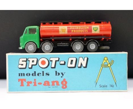 Boxed Triang Spot On 400 Gallon Auto Petrol Tanker Shell BP diecast model, with Fleet Owners Club paperwork, diecast vg-ex, b