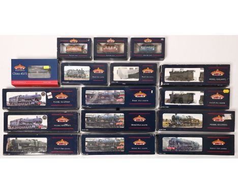 Model railways. Bachmann and Branchline 00 gauge locomotives, including 6937 "Conyngham Hall" BR Green Late Crest, 5960 "St E