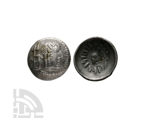 1st century A.D. Raydan mint. Obv: diademed, male head right surrounded by torc ending in a trident shaped tangram. Rev: smal