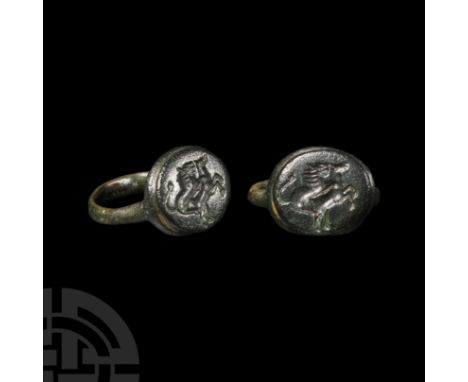 3rd century A.D. Ellipsoid bezel with gusseted border. Cf. Ruseva-Slokoska, L., Roman Jewellery, Sofia, 1991, item 196, for t