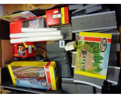 H&M CONTROLLERS, HELJAN BUILDINGS, HORNBY BUILDINGS, STATION BUILDINGS, ENGINE SHED & OTHER ACCESSORIES