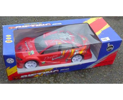 RADIO CONTROLLED 1:10 SCALE RACING CAR, THE KING OF DRIFTING 4X4, DRAGON SPEED KING RED