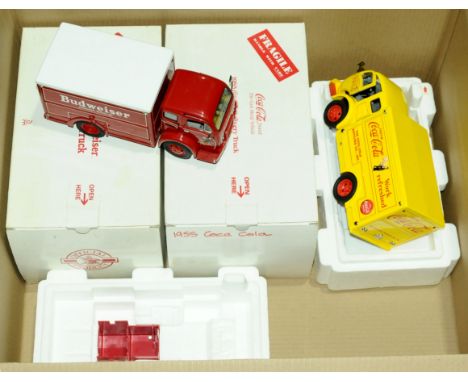 Danbury Mint, a boxed Delivery Truck group of 1:24 scale models comprising of 1955 "Budweiser" Delivery Truck with 75 "Budwei