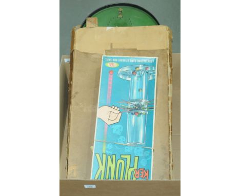 Idea &amp; Similar - a pair of vintage games comprising of a Plunk Game and Pinball type game. Conditions are Good (unchecked