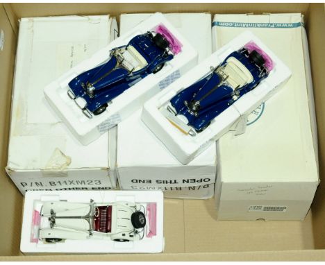 Franklin Mint, a boxed Mercedes group of 1:24 scale models comprising of a pair of B11XM23 1935 500K Special Roadsters in Blu