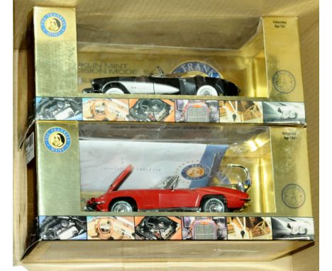 Franklin &nbsp;Mint, a boxed pair of 1:24 scale models comprising of 1957 Chevrolet Corvette in Black/Silver with Red interio