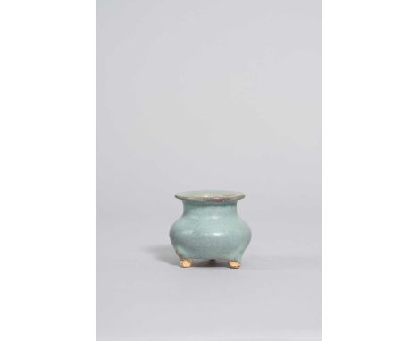 A SMALL CHINESE JUN YAO PURPLE-SPLASHED TRIPOD INCENSE BURNER NORTHERN SONG/JIN DYNASTY OR LATER  The compressed circular bod
