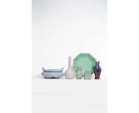 FOUR CHINESE VASES, A LARGE INCENSE BURNER AND A DISH QING DYNASTY AND LATERThree vases decorated with crackle glazes, the fo