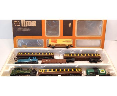 MODEL RAILWAY OO GAUGE LIMA - 2 SHUNTERS, 3 GREAT WESTERN CREAM AND BROWN COACHES, BP AND COCA COLA WAGON ETC IN A LIMA BOX S