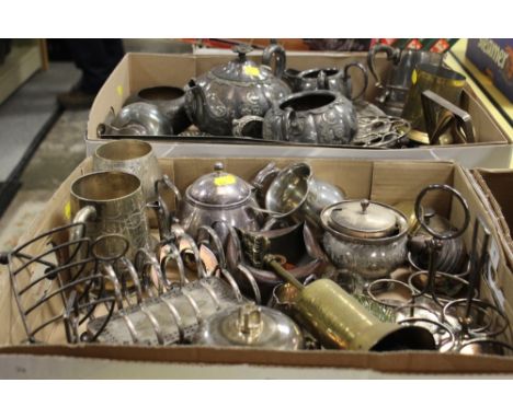 TWO TRAYS OF ASSORTED METALWARE TO INCLUDE A VICTORIAN SILVER PLATED THREE PIECE TEA SERVICE ETC