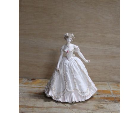 ROYAL WORCESTER FIGURINE 'SWEETEST VALENTINE'