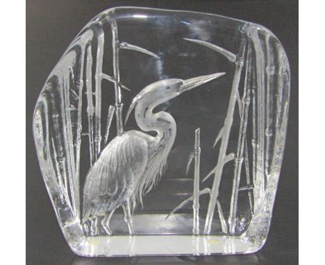 A 20thC M Jonasson RK glass stork sculpture, no. 33/79, 19cm high.