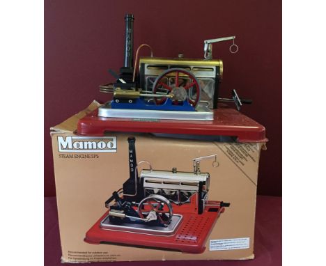 A boxed Mamod steam engine SP5.