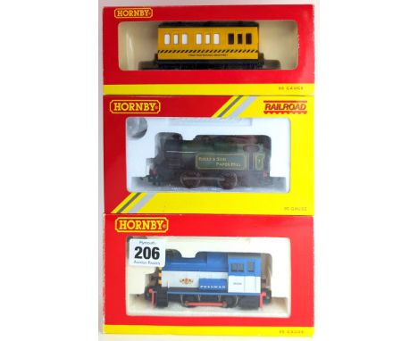 Hornby, 00 gauge, R2783- 'BR 0-4-0 Diesel Class 06 'Shunter Club Loco '06008' model locomotive, with R3496- '0-40 Locomotive 
