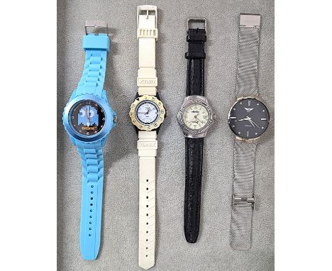 A collection of the watches, makes of Lanco, NY London, Fossil, Limit, Ellesse, Timex, etc. (9)