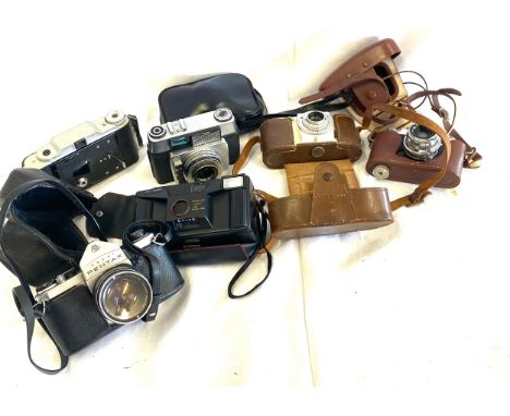 Selection of vintage cameras mf-5000 camera, halina 35x, advocate ilford limited etc all untested 