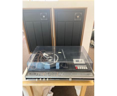 GEC record player and cassette. comes with the speakers too. 