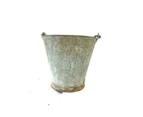 Galvanished vintage bucket, approximate height 9,5 inches, diameter 10 inches 