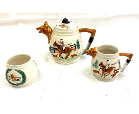 Hunting design teapot, milk / creamer, sugar pot, good overall condition 