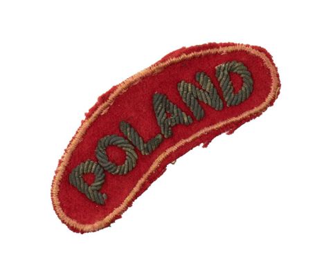 Red "Poland" patch. Worn by all units of the Polish Armed Forces in the West. A variety typically worn by soldiers of the 2nd
