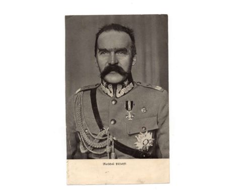 Leaflet measuring 19.3 cm x 11.8 cm, with the image of Marshal Józef Piłsudski, with the Marshal's name written in German at 