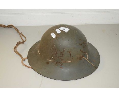 VINTAGE METAL ARMY HELMET