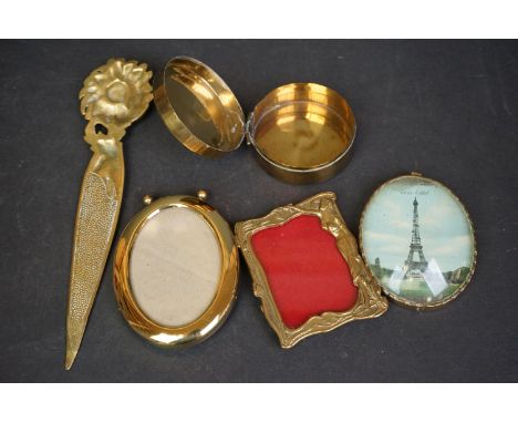 Vintage brassware to include Art Nouveau picture frame, Eiffel Tower picture in brass mount etc 