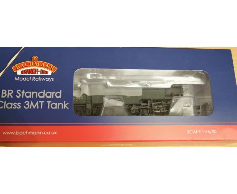 Bachmann 31-980 Class 3MT 82020 green late crest weathered. P&amp;P Group 1 (£14+VAT for the first lot and £1+VAT for subsequ