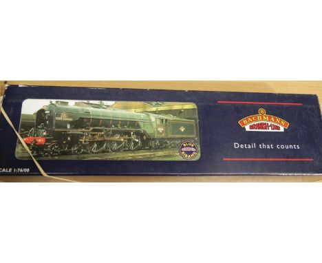 Bachmann 32554 Class A1 60114 W P Allen Doncaster green. P&amp;P Group 1 (£14+VAT for the first lot and £1+VAT for subsequent