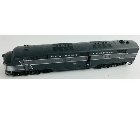 Life Like Trains HO Scale 'New York Central' 4023 N E7 Loco A Unit - Unboxed. P&amp;P Group 1 (£14+VAT for the first lot and 