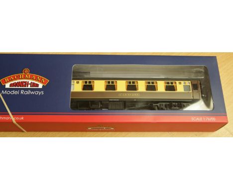 Bachmann 39-225K BR MKI pullman car M355 Collectors Club special limited edition. P&amp;P Group 1 (£14+VAT for the first lot 