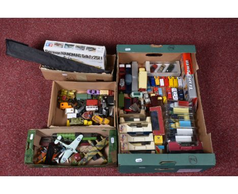 A QUANTITY OF BOXED AND UNBOXED ASSORTED DIECAST VEHICLES, to include boxed Corgi Trackside and Lledo Days Gone, unboxed Matc