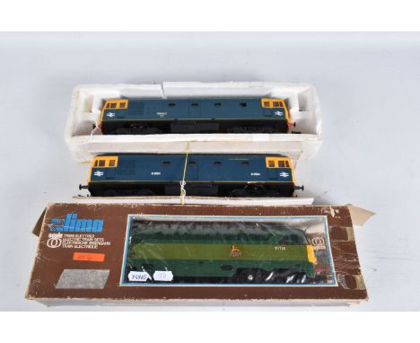 TWO PART BOXED LIMA O GAUGE CLASS 33 LOCOMOTIVES, No.D6524 and partially repainted and renumbered No.33 012, both in B.R. blu