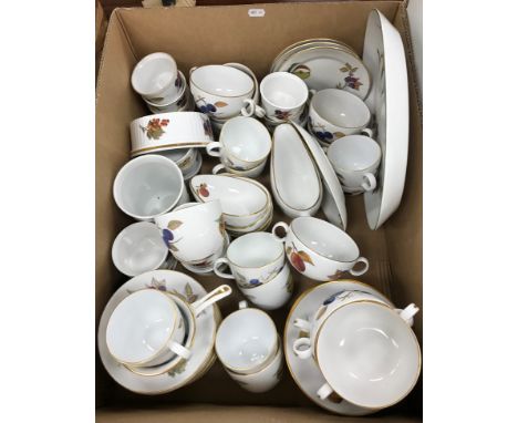 A large quantity of Royal Worcester "Evesham" to include tureens, avocado dishes, quiche / flan dishes (2 boxes)