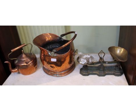 A SET OF VINTAGE PAN SCALES &amp; WEIGHTS together with three items of domestic copper ware 