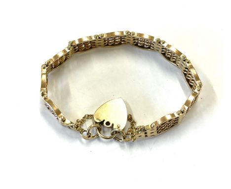 Vintage chunky 9ct gold gate bracelet, approximate weight 27.4g 