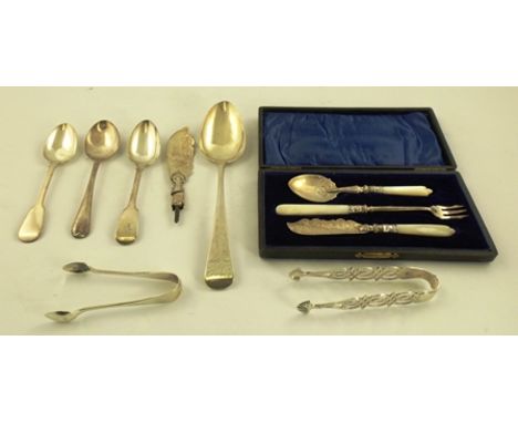A MIXED LOT TO INCLUDE GEORGE III SILVER TABLE SPOON, three TEASPOONS, BUTTER KNIFE, JAM SPOON SET, tongs, mixed assays, weig