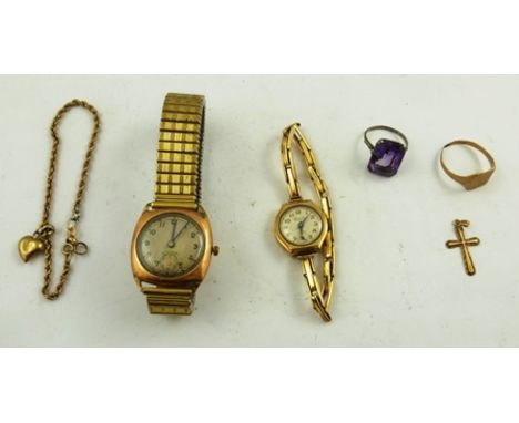 A SELECTION OF GOLD AND GOLD COLOURED METAL JEWELLERY, to include a 1940's Swiss un-named 17-jewel wrist watch on a plated fi