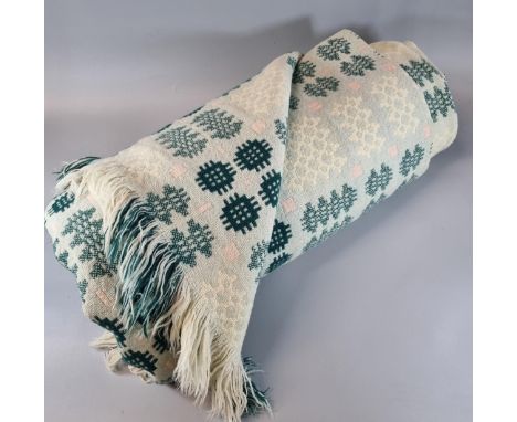 Vintage green ground Welsh geometric carthen. (B.P. 21% + VAT)&nbsp; &nbsp;Good condition - no obvious damage.