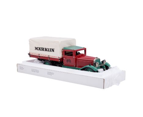 MÄRKLIN Lieferwagen 1992, rot-/grün lackierte Blechausführung mit Stoffplane, Uhrwerkantrieb, elektrische Scheinwerfer, limit