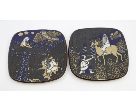 2 Arabia, Finland year plates, 1980 &amp; 1982, designed by R Ussikkinon. Diameter approx 20cm. No signs of damage or restora