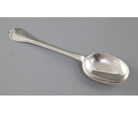 A Queen Anne Britannia standard silver trefid spoon, hallmarked London 1702 makers mark rubbed, it has a thread bordered Rat 