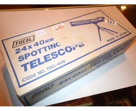 24 x 40 spotting telescope with tripod 