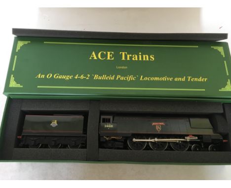Ace trains, An O gauge 4-6-2 Bulleid Pacific locomotive and tender, Exeter, boxed