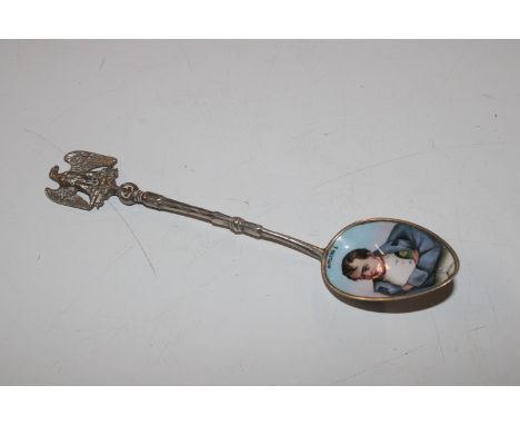 A silver 800 mark spoon with eagle terminal, the bowl with enamel decoration of Napoleon, approx. 17gms