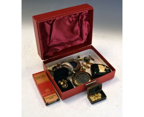 Miniature silver picture frame, papier-mâché snuff box, miniature dominoes, Robertson's Golly badges etc   Condition: 