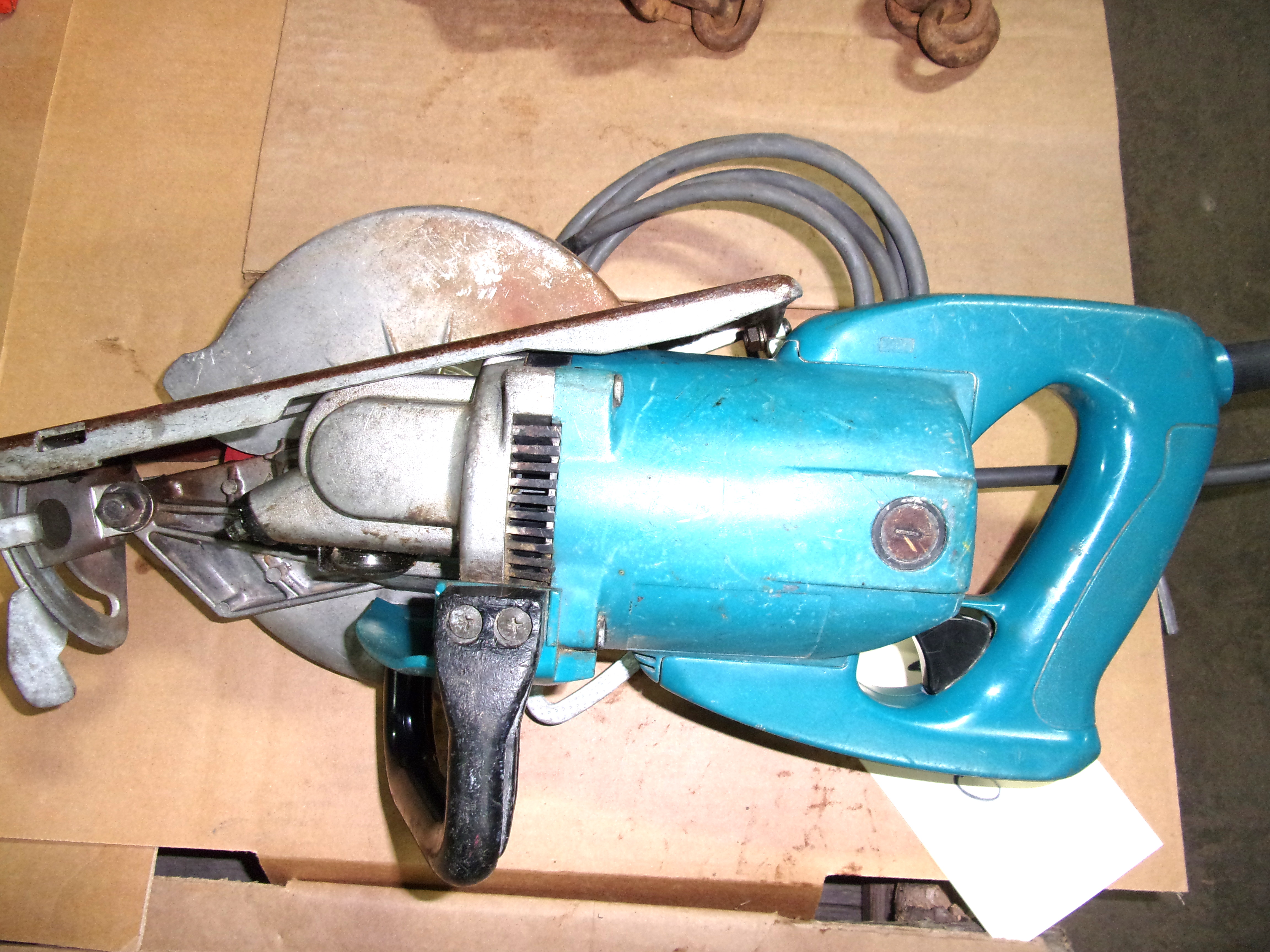 MAKITA WORM DRIVE SAW 7-1/4