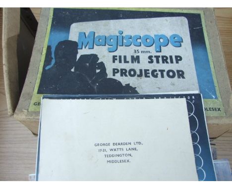 VINTAGE MAGISCOPE FILM STRIP PROJECTOR